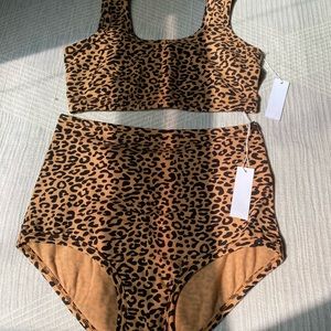 ARQ leopard underwear set